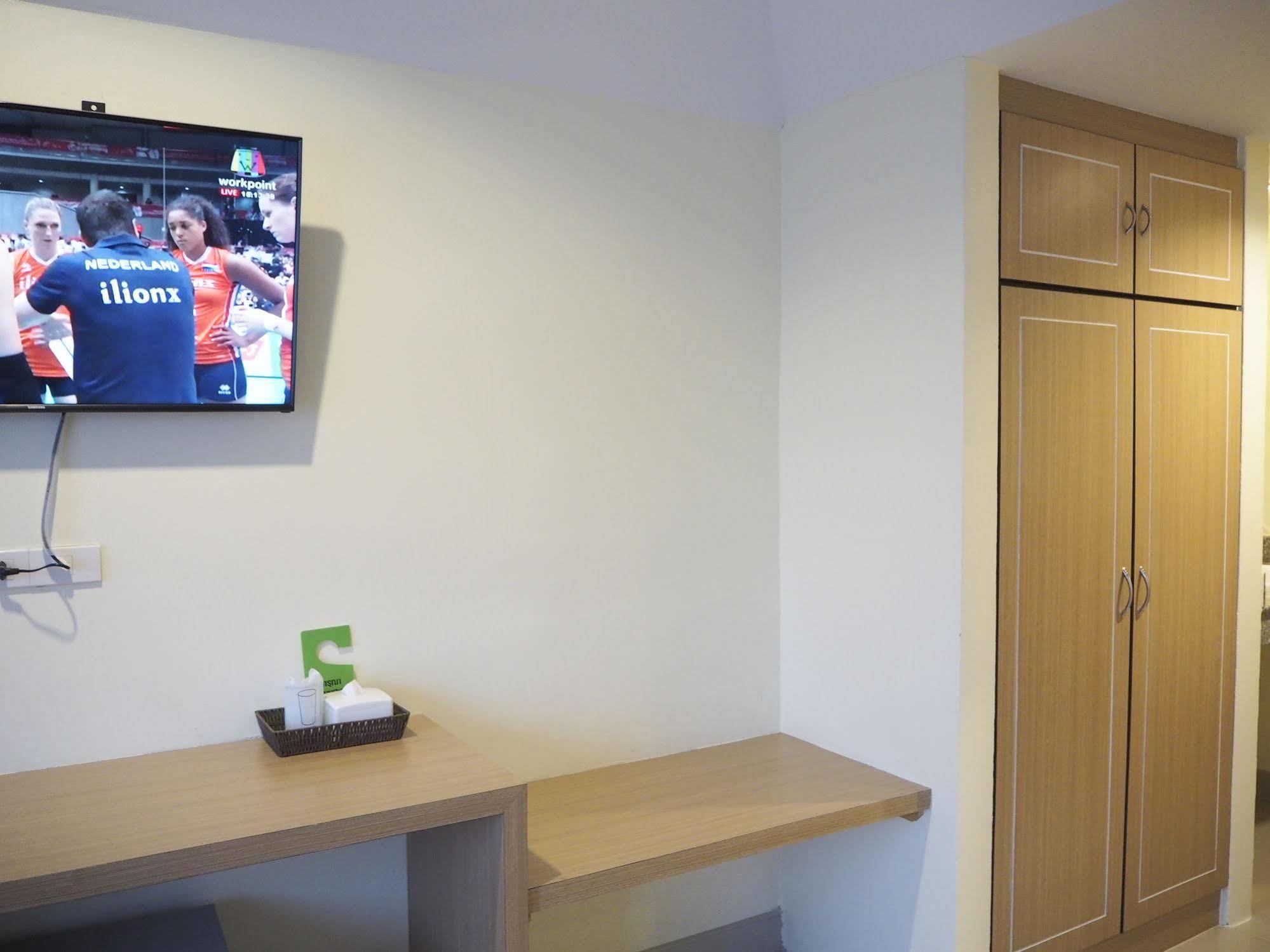 Suksomboon Hotel สุราษฎร์ธานี ภายนอก รูปภาพ